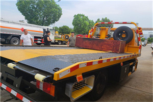 湛河区附近拖车电话号码服务